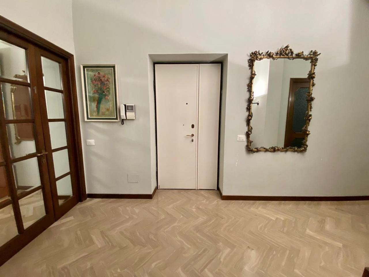 Apartament Il Balcone Sul Teatro La Spezia Zewnętrze zdjęcie